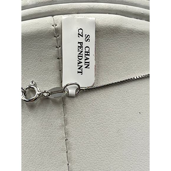 Helzberg Diamonds Sterling Silver Chain Solitaire CZ Pendant Necklace NWT - Picture 5 of 7